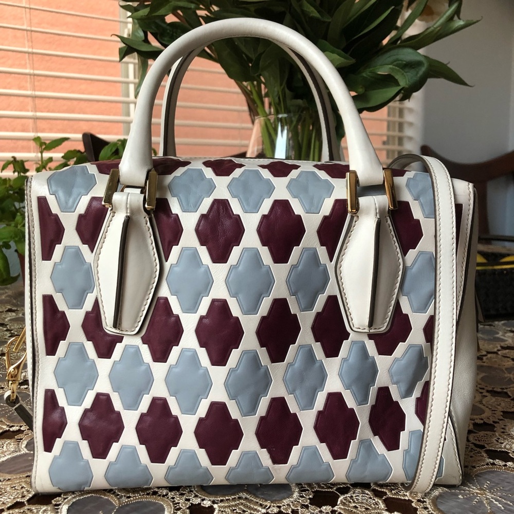 Tod’s White/Violet Blue Bauletto D Cube Handbag